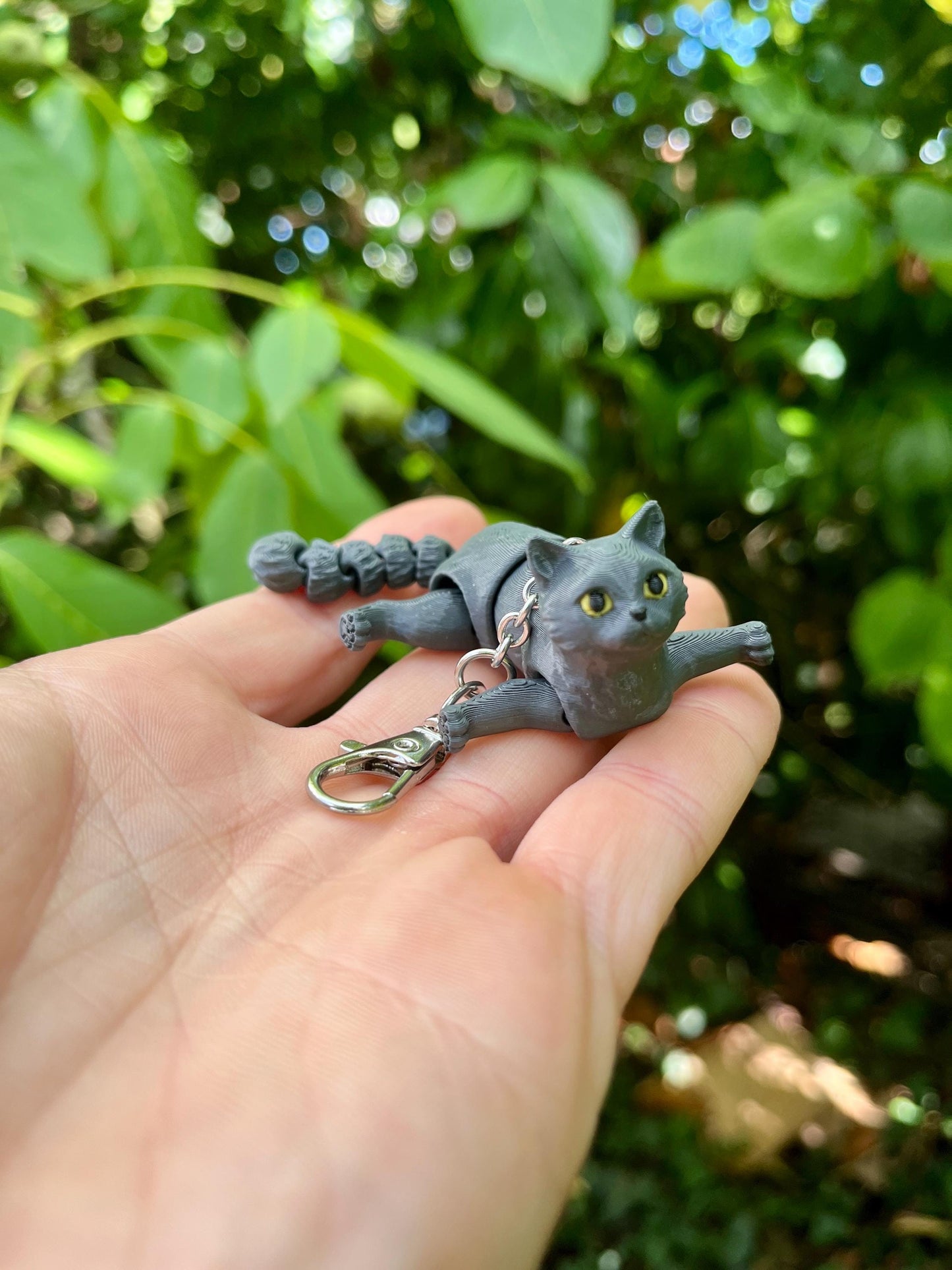 Articulated Chartreux cat keychain