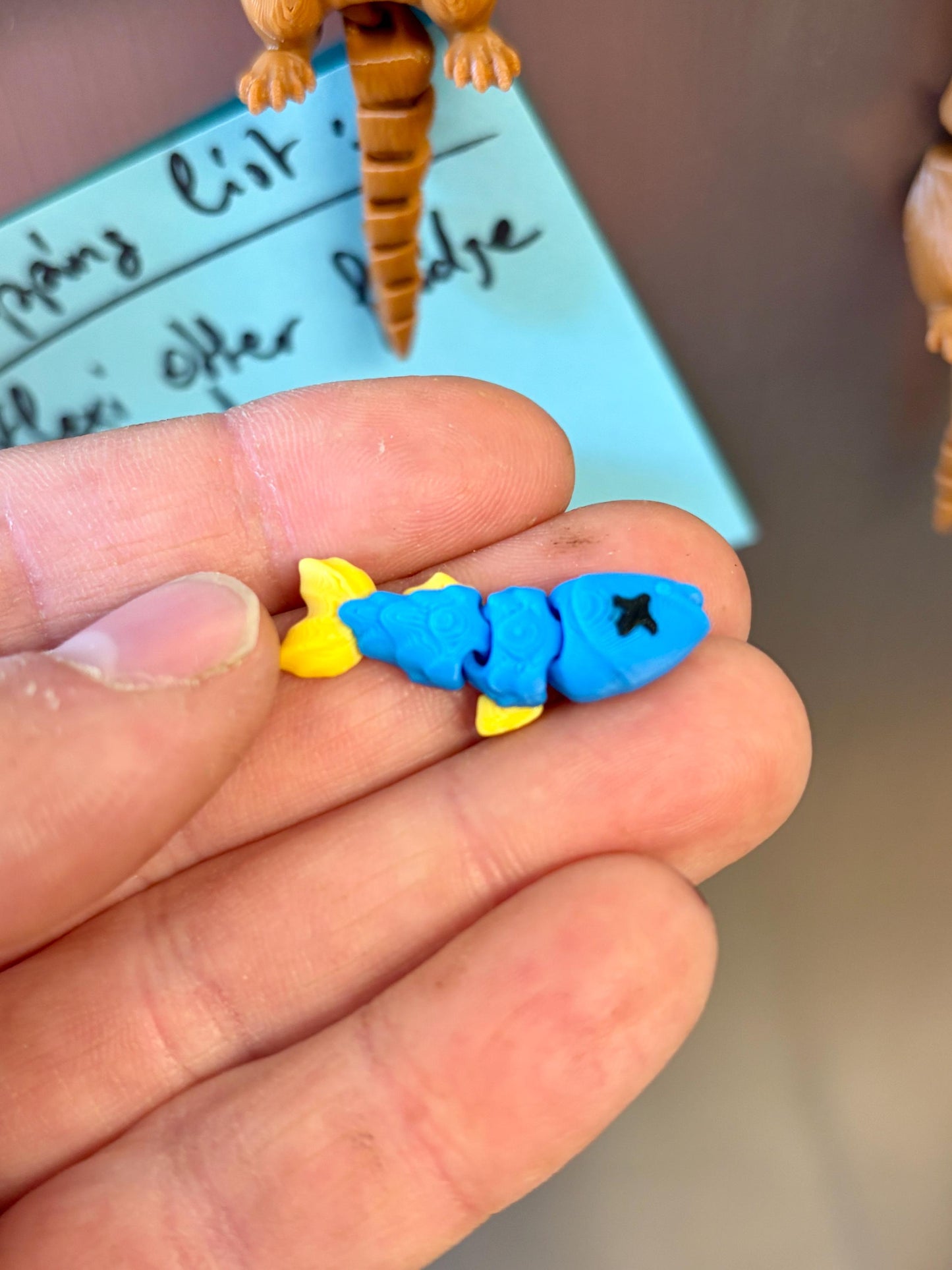 Articulated otter fridge magnet
