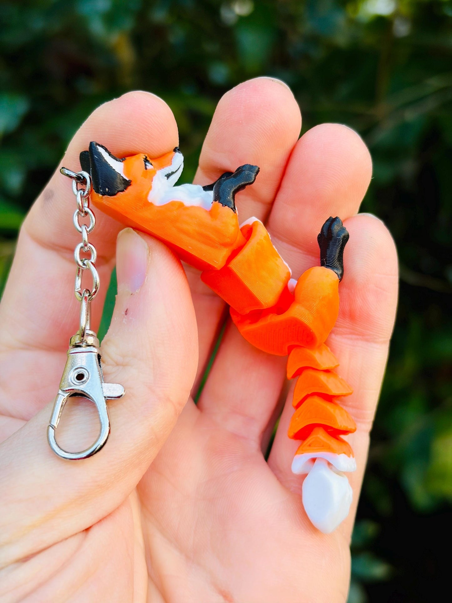 Articulated red fox keychain