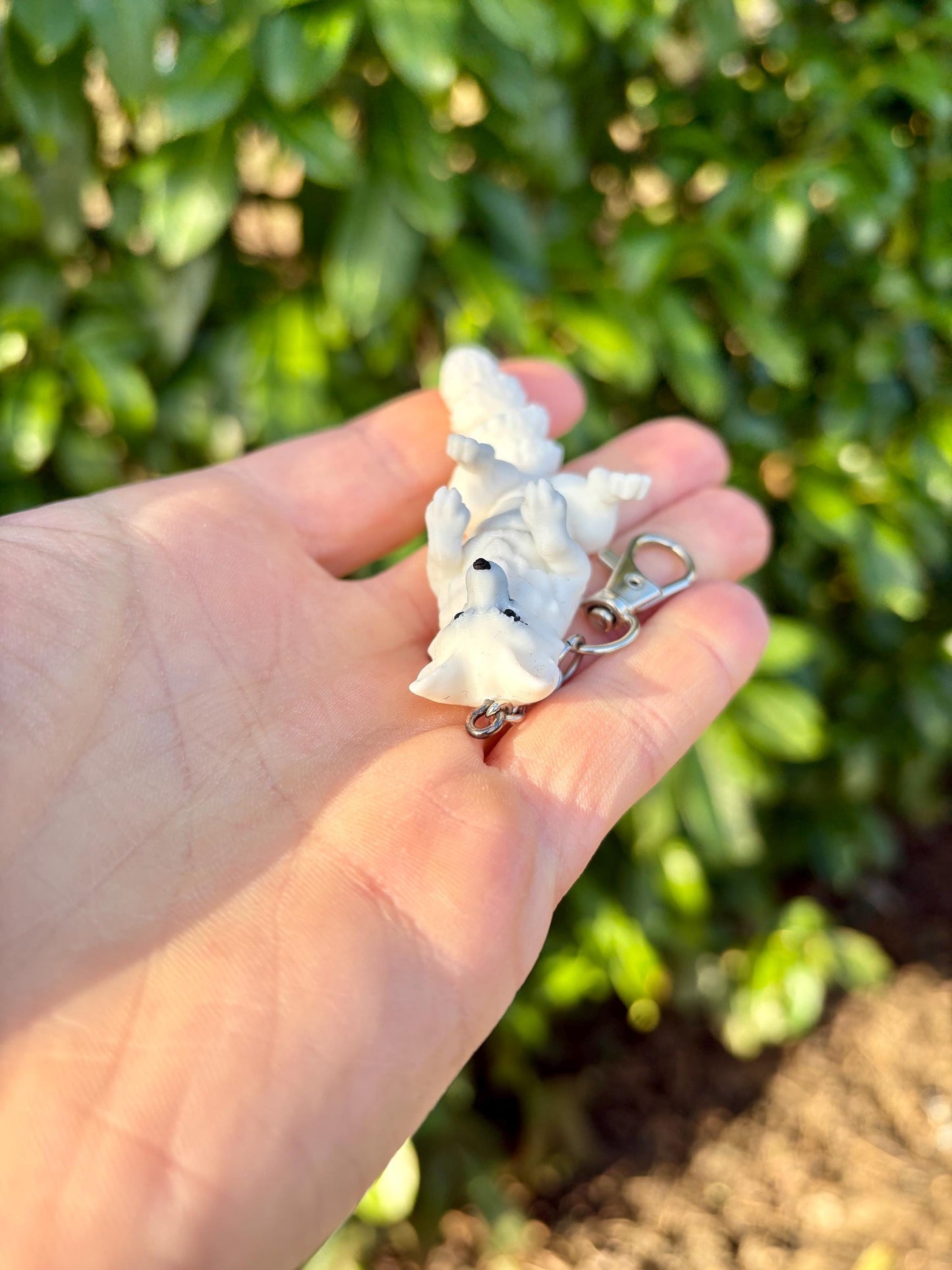 Articulated arctic fox keychain