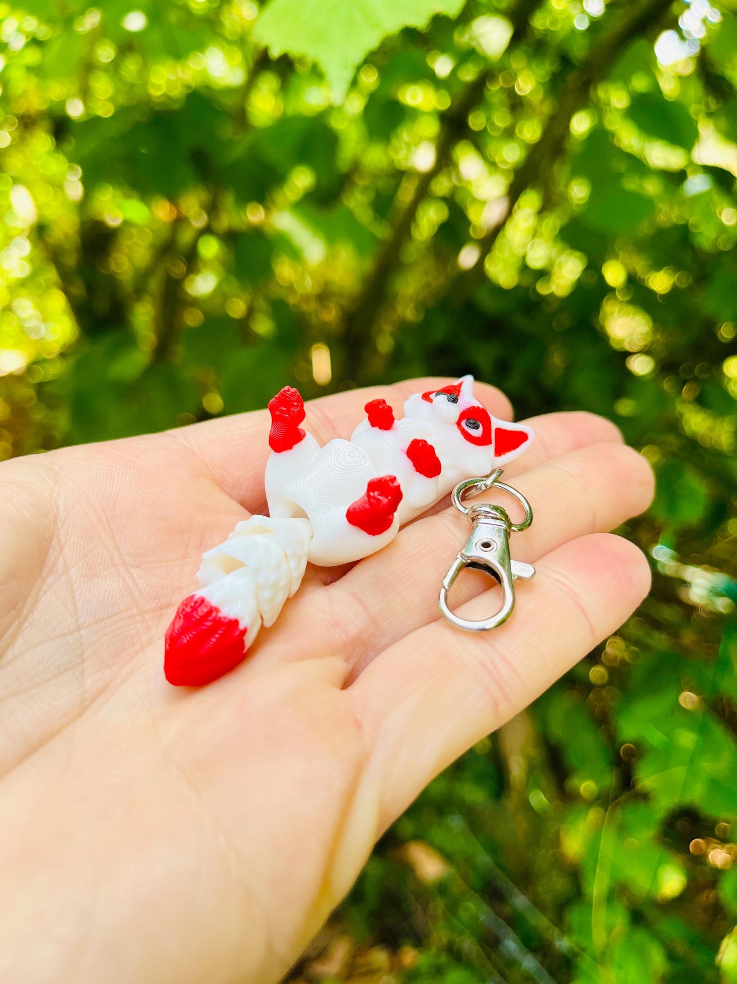 Articulated fox keychain