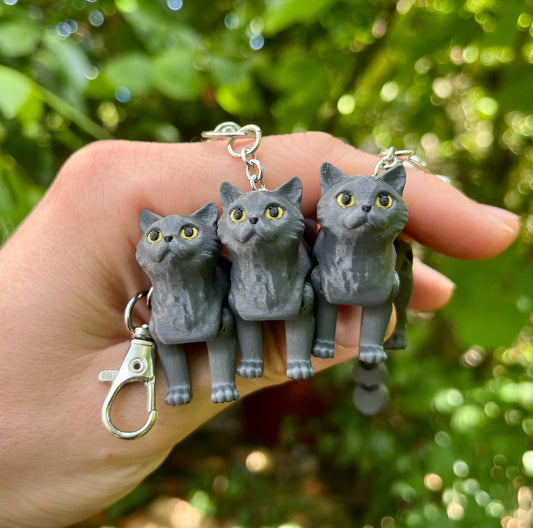 Articulated Chartreux cat keychain