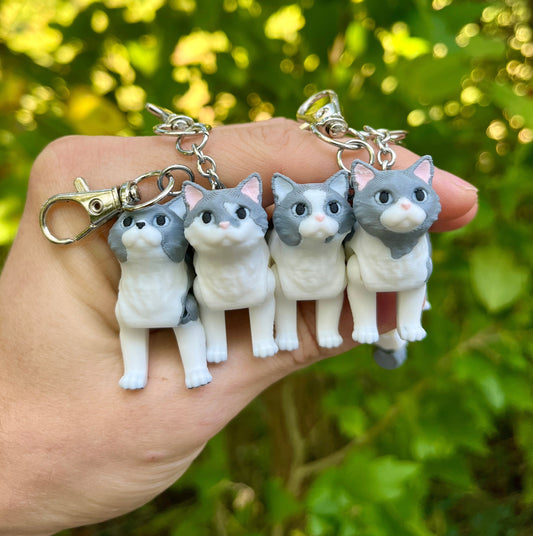 Porte-clés chats gris clair articulés