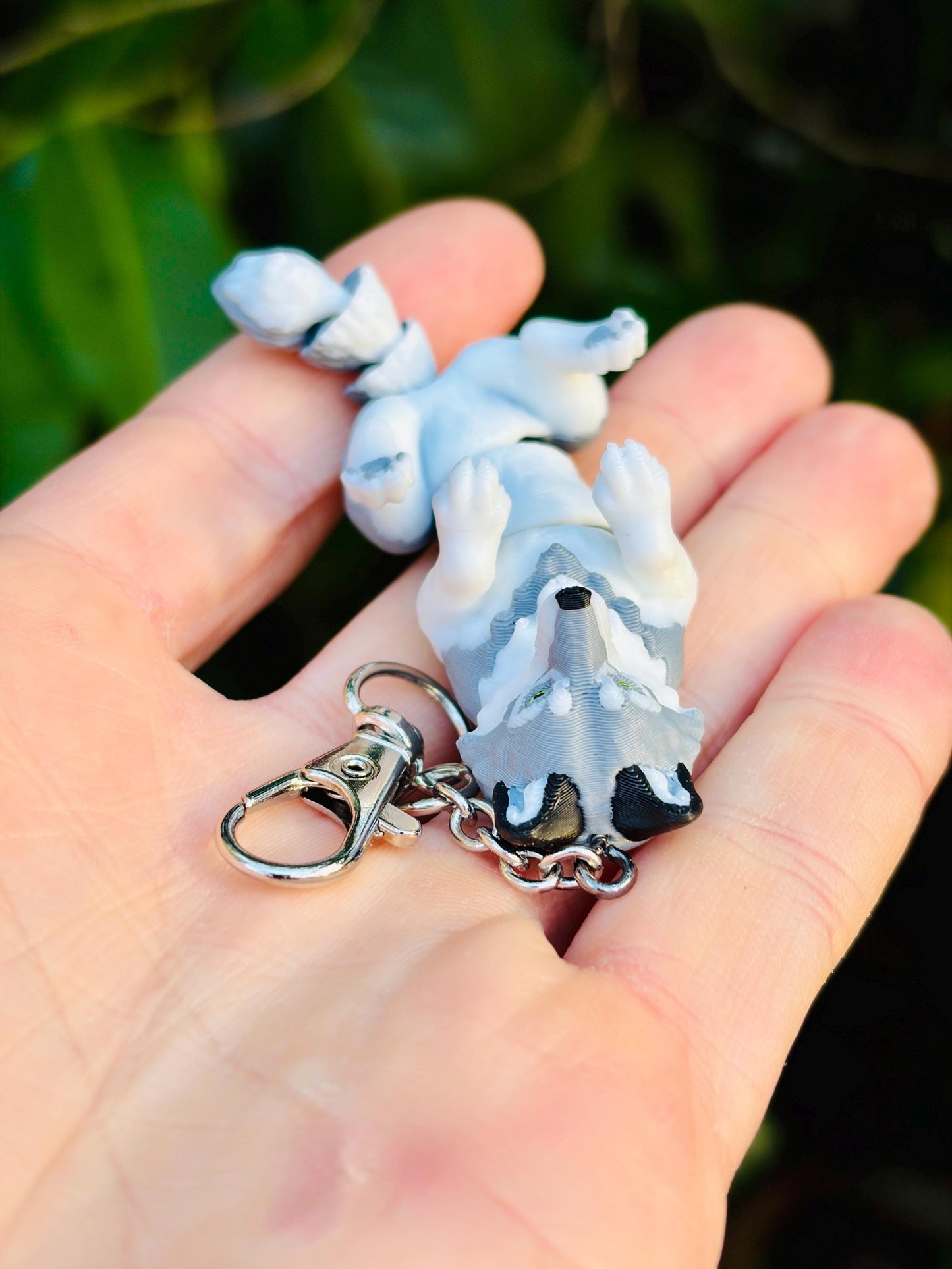 Articulated grey wolf keyring