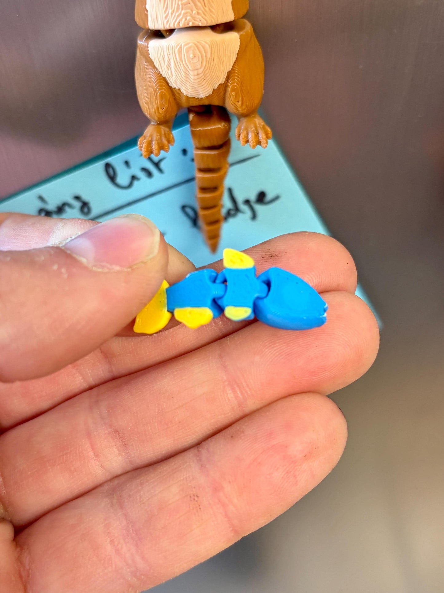 Articulated otter fridge magnet