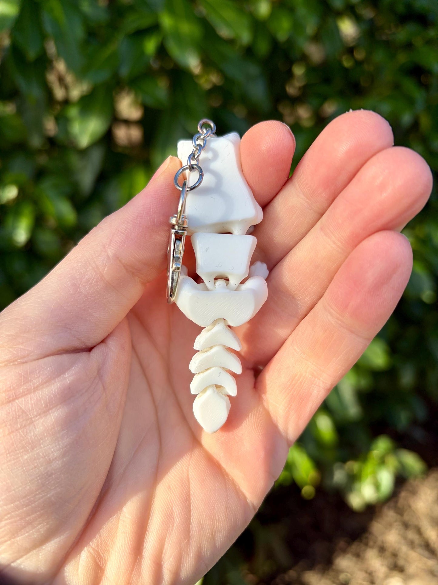 Articulated arctic fox keychain