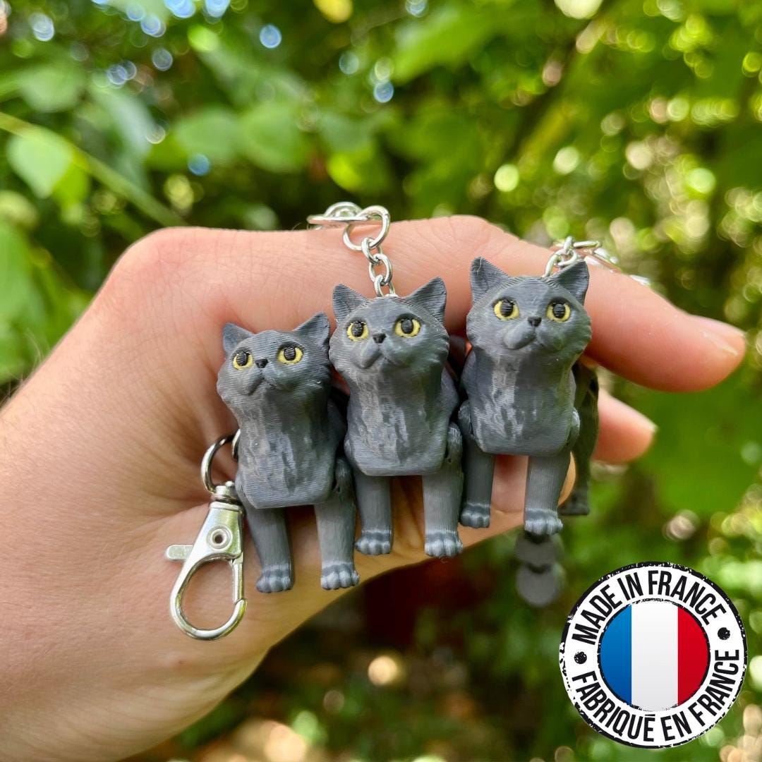Articulated Chartreux cat keychain