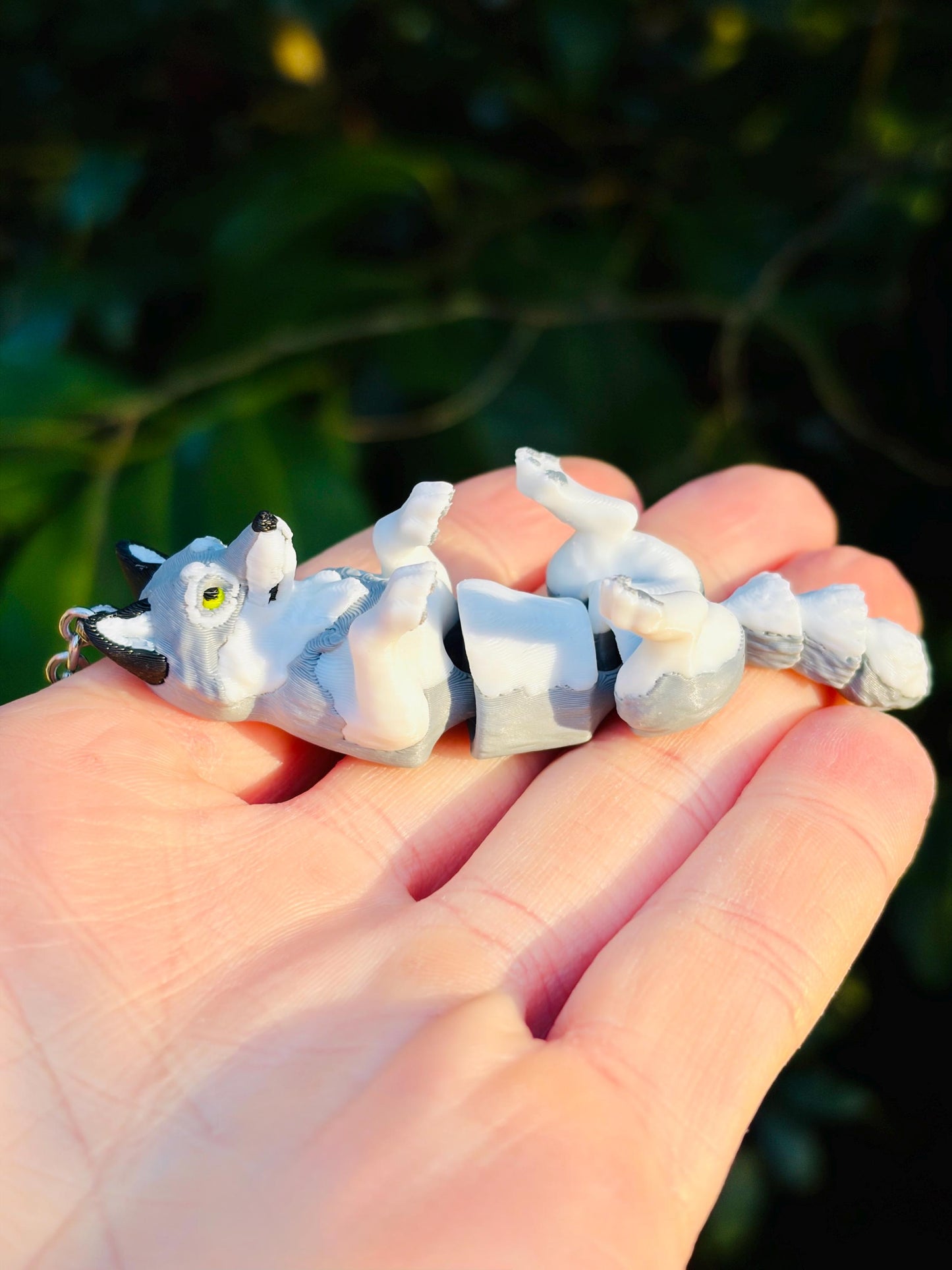 Articulated grey wolf keyring